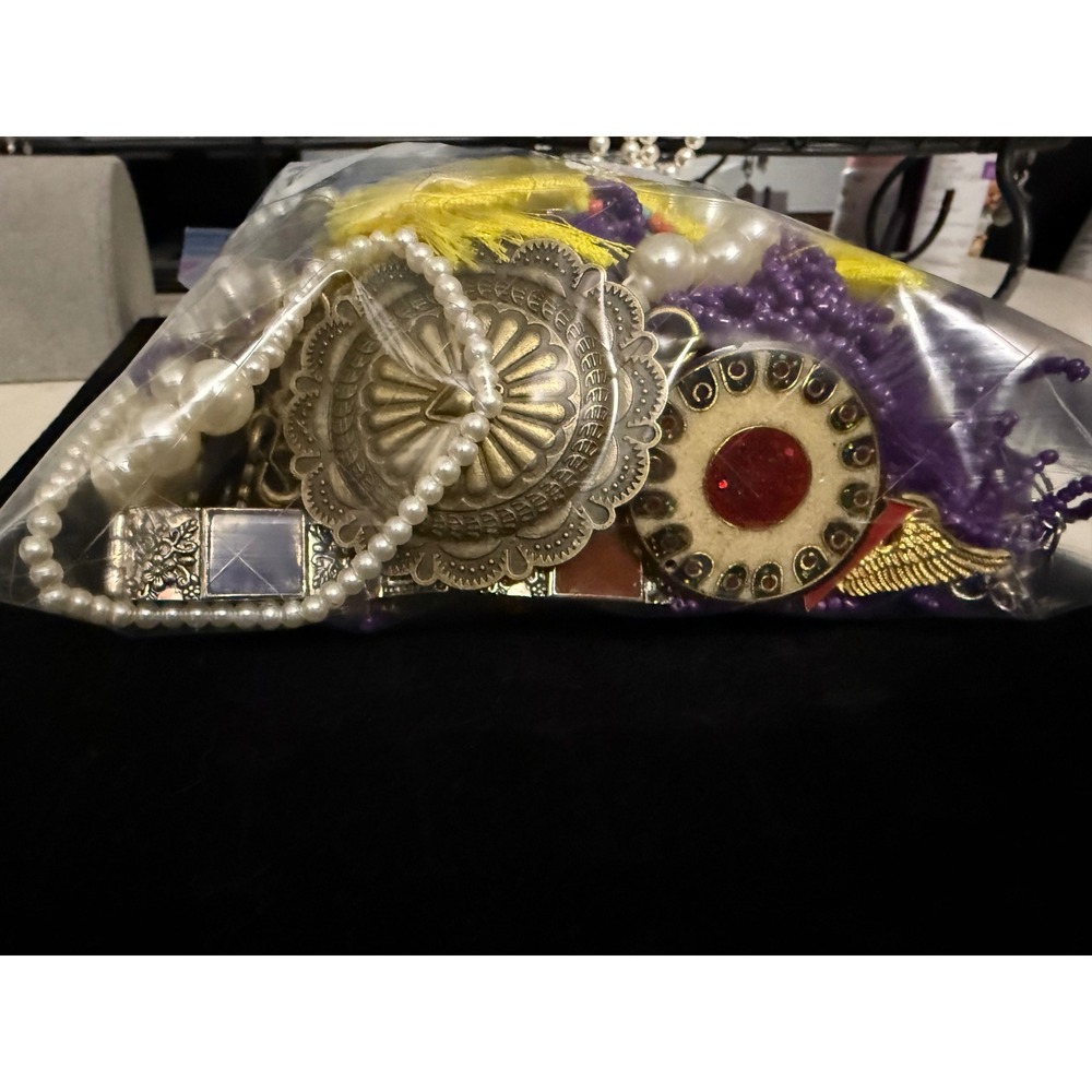 Vintage Costume Jewelry Lot Faux Pearls Beaded Necklaces Tassels Charms Mixed
